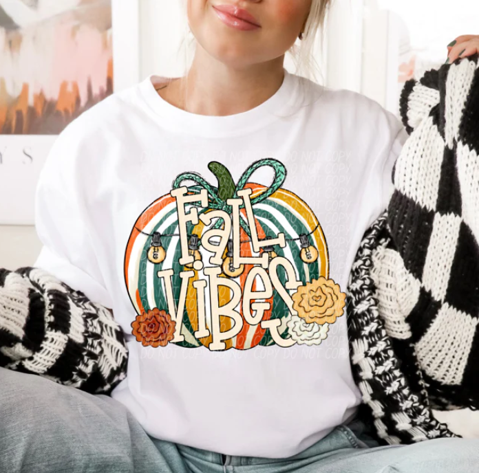 Fall Vibes Retro Pumpkin